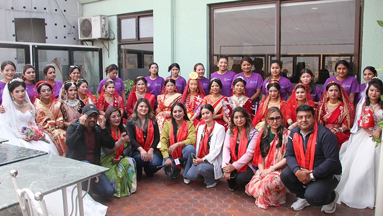 ब्युटिसियन ट्यालेन्ट नेपाल २०२५का प्रतियोगीबिच ब्राईडल कम्पिटिसन