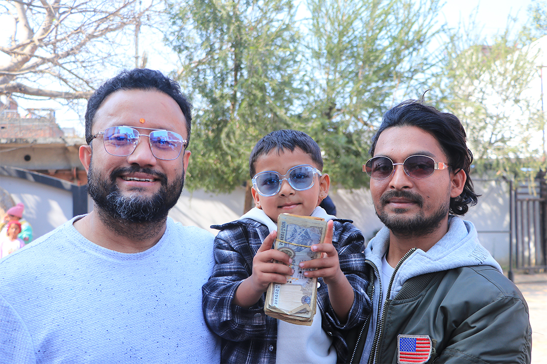 ‘लैजा खबर ए हावा’को कभर सङबाट  दिप्सुले जिते ५१ हजार पुरस्कार