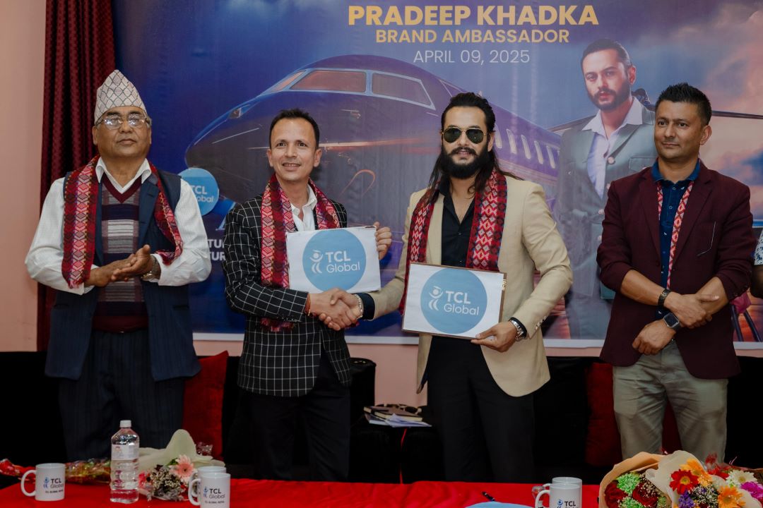 टीसीएल ग्लोबल नेपालको ब्राण्ड एम्बासेडरमा नायक प्रदीप खड्का