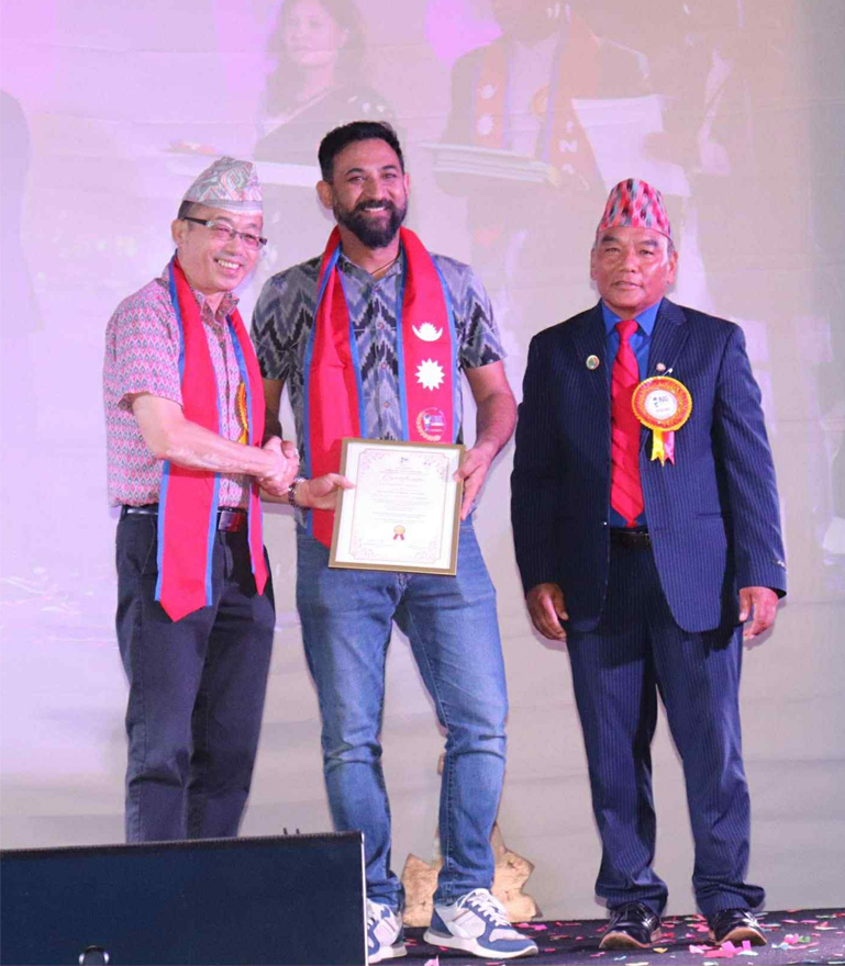 विभिन्न क्षेत्रमा योगदान पुर्‍याउने १६  व्यक्तिलाई ‘ईनास राष्ट्रिय सम्मान २०२५’ प्रदान