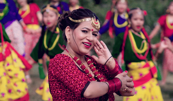 काब्यको आवाजमा ‘धर्ति’
