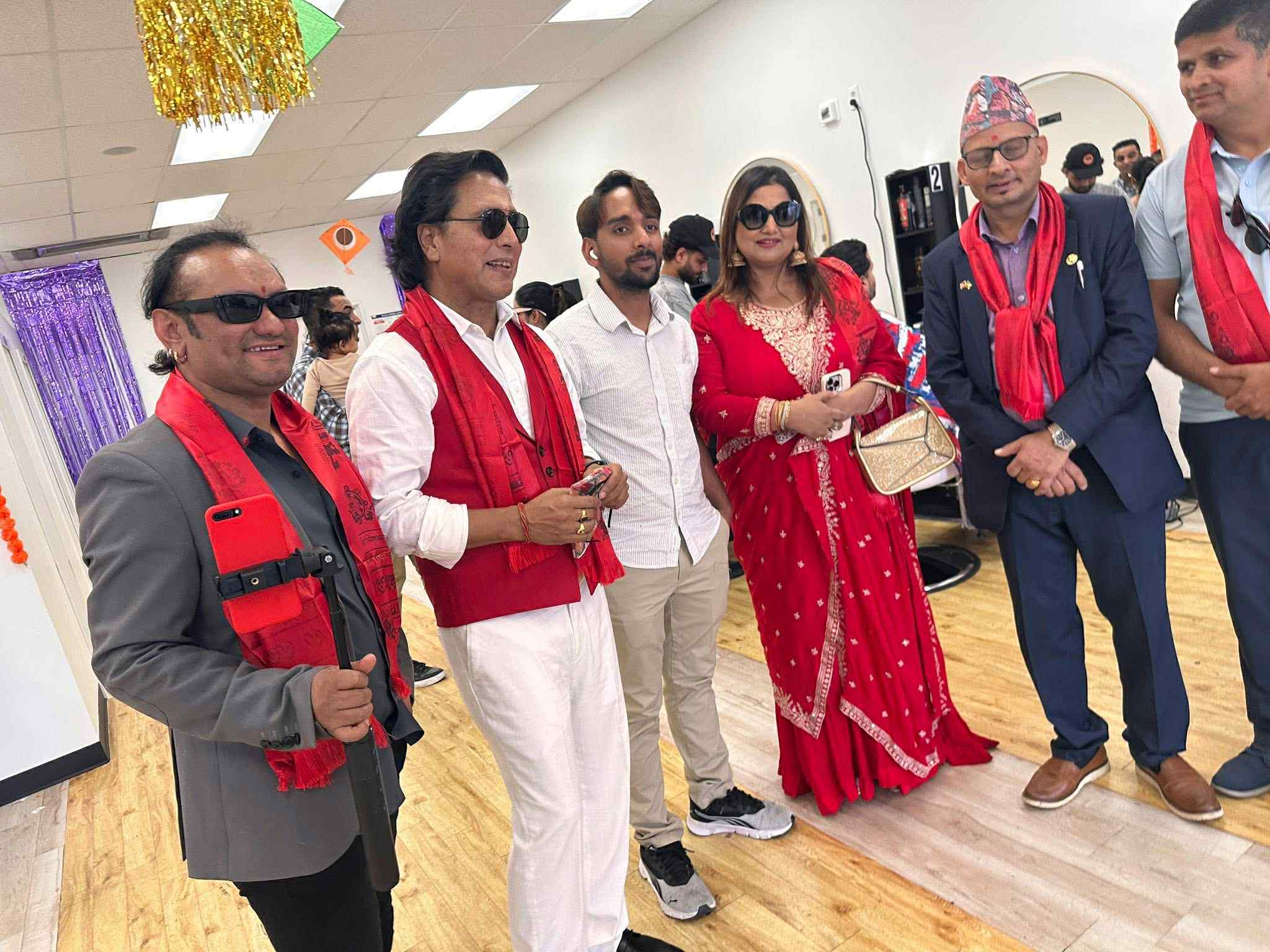 ‘न्यु सुपर कट हेयर’ उद्घाटन गर्दै दीपकराज गिरीले भने, ‘मानिसको हेयरसँग ब्यक्तित्व जोडिएको हुन्छ’ 