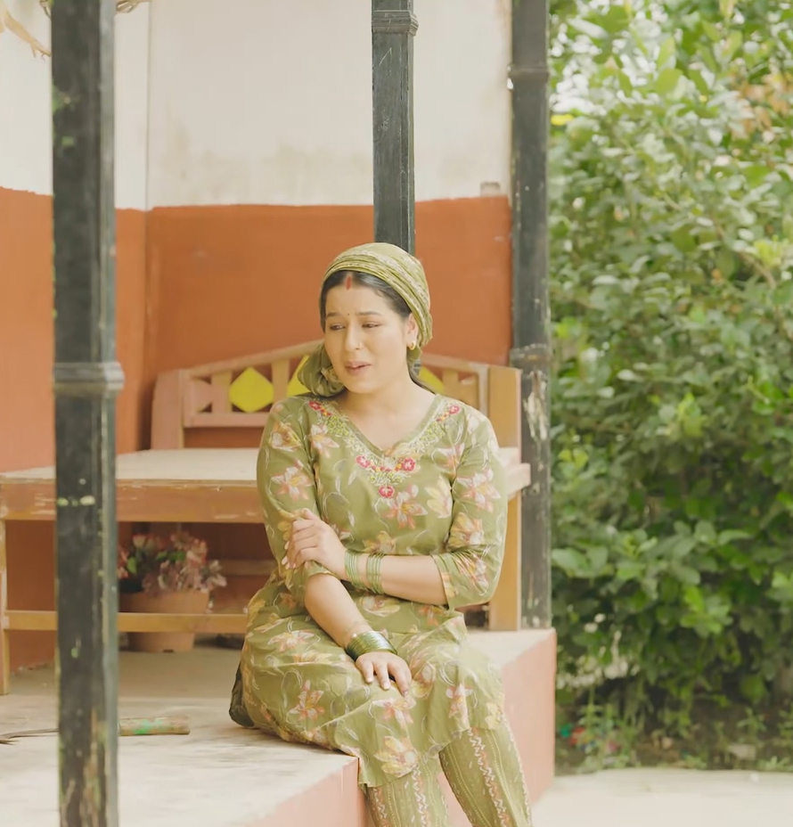 ‘किन आउँछ पापी तीज’ सार्वजनिक