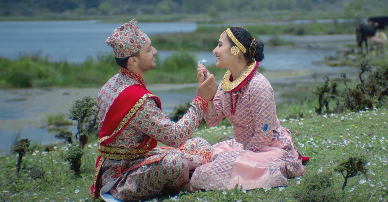 ‘ए साइला दाई’ सार्वजनिक