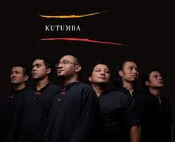 लाइभ कन्सर्ट गर्दै 'कुटुम्ब ब्यान्ड'