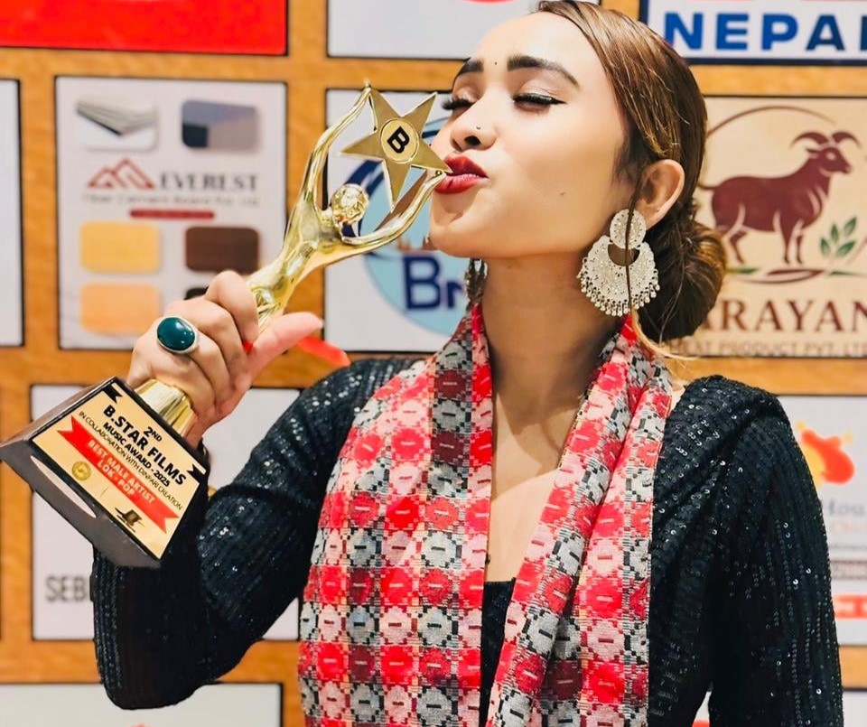 औकात – २ बाट प्रमितालाई अवार्ड