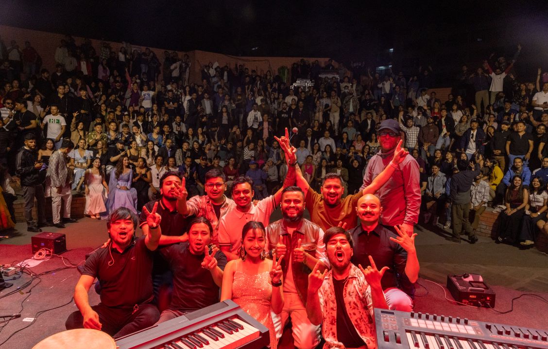 'ऊनको स्वीटर' साँझमा गुन्जिए सुजन चापागाईँ, छोटो समयमै युट्युबको शीर्षस्थानमा ट्रेलर