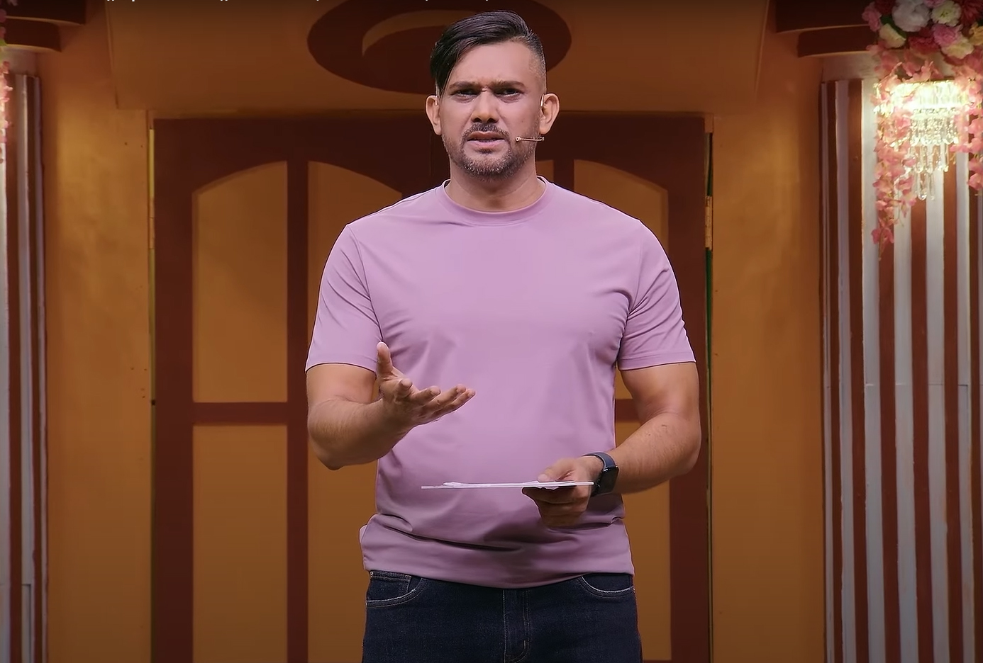 रोकिएको 'कमेडी नाइट विथ च्याम्पियन' सुरू