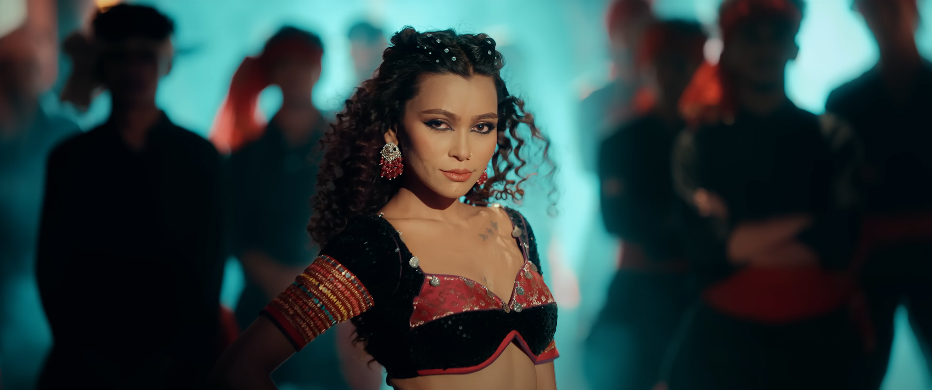 ‘चुना लाएर’  सार्वजनिक