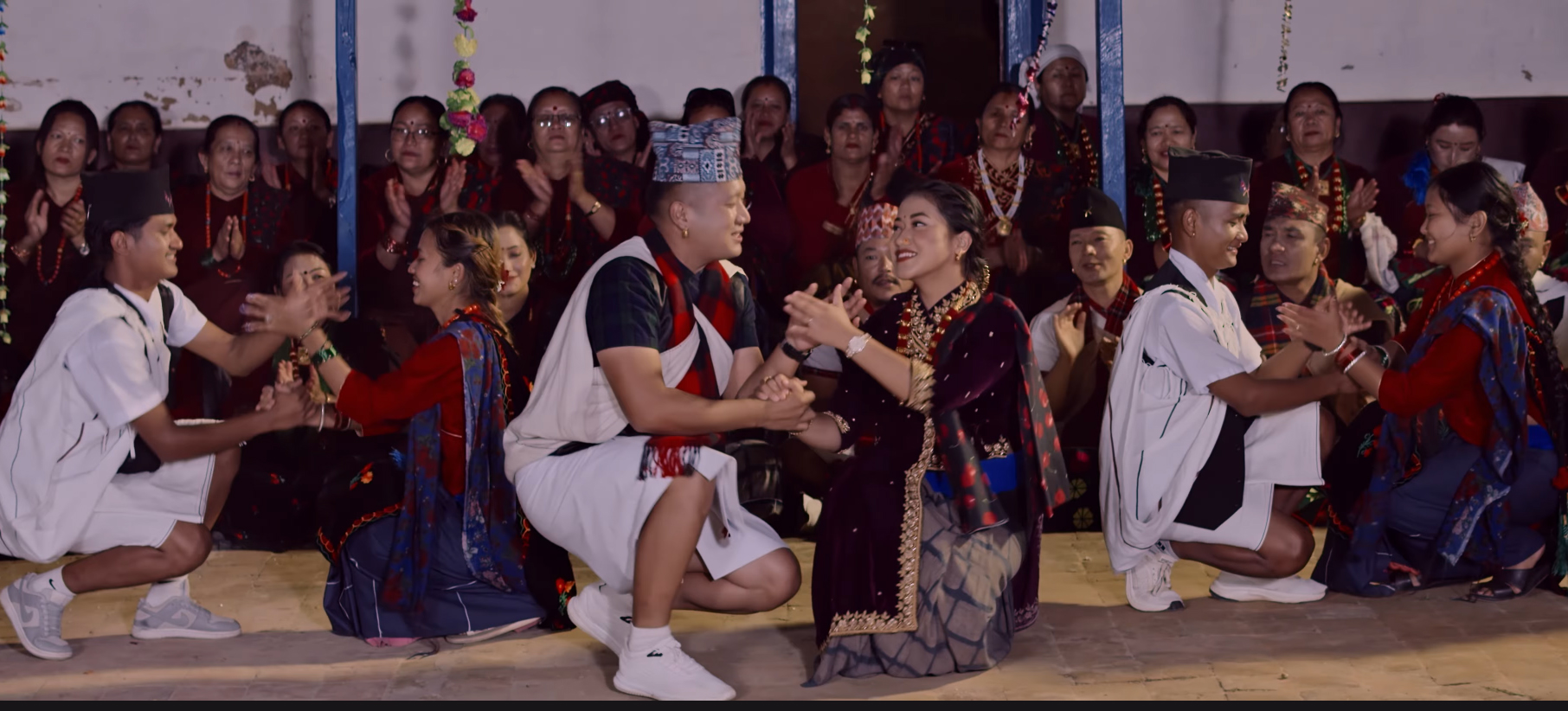  गुरुङ भाषाको  ‘ङिल रोधिंरी’ सार्वजनिक