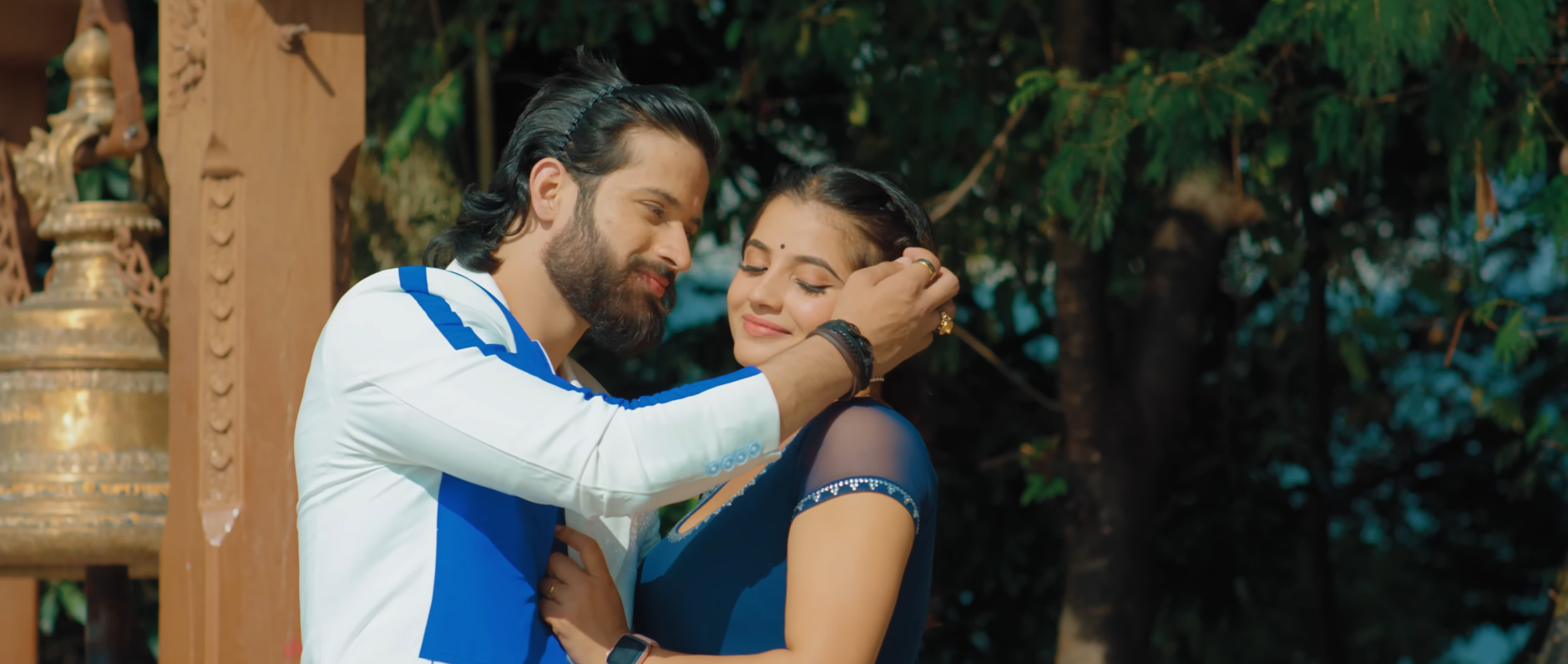 ‘राधिका’ सार्वजनिक