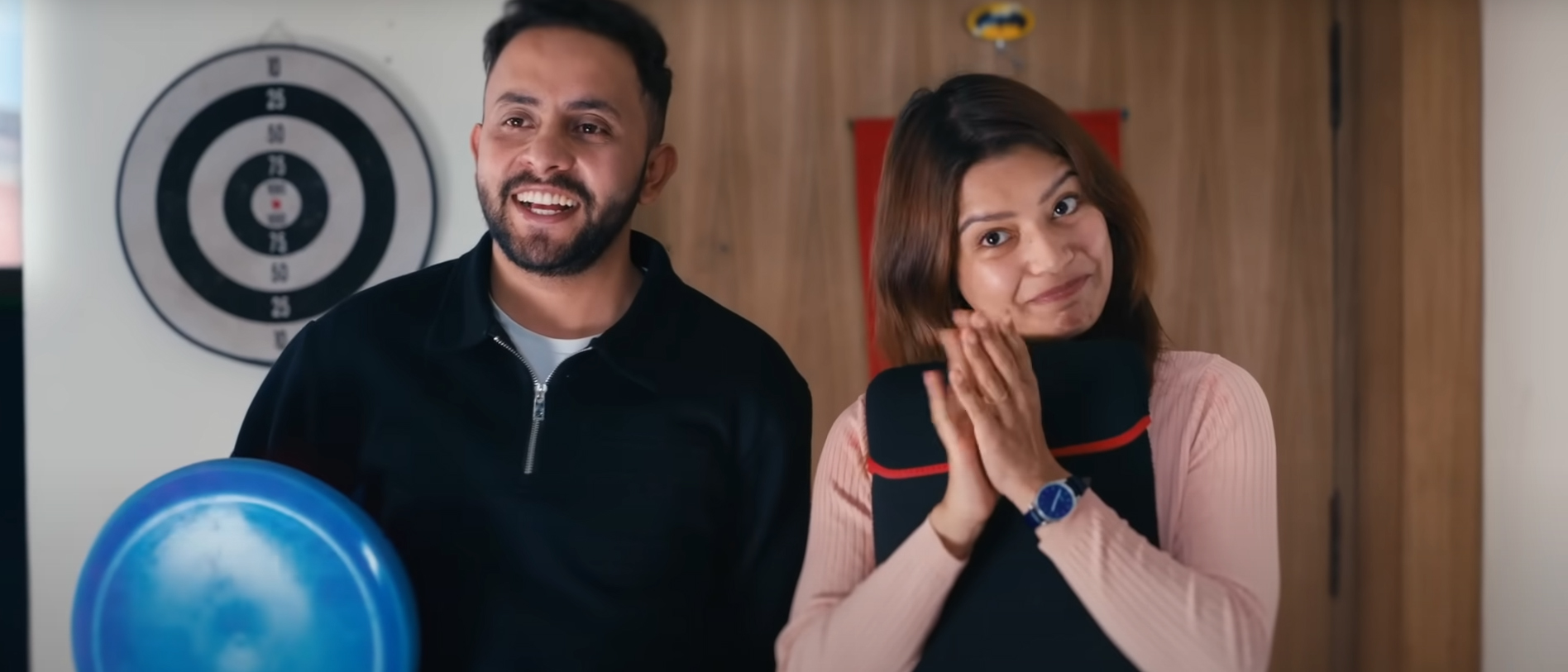 ‘हरामी’  सार्वजनिक