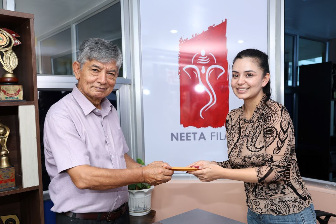 नीताको ‘सुख दुःख’मा मदनकृष्ण श्रेष्ठ अनुबन्धित