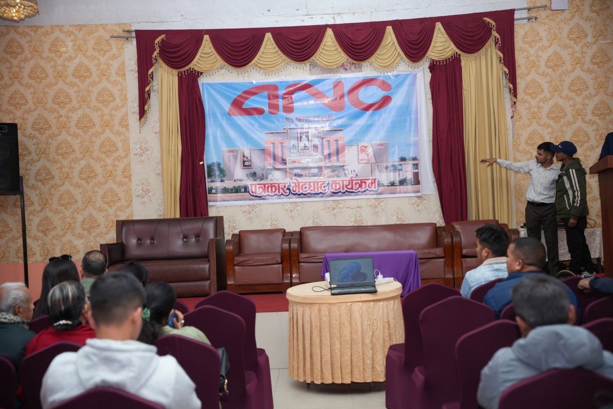 तुलसीपुरमा सिनेमा हल बन्दै